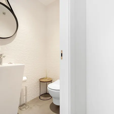 Vivi Homes -villa Kolibri Pool, Terrace & Golf Villa *