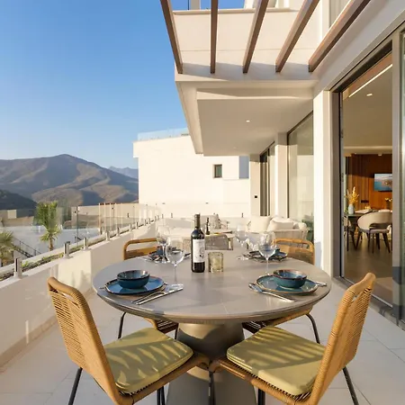 Villa Vivi Homes -villa Kolibri Pool, Terrace & Golf *