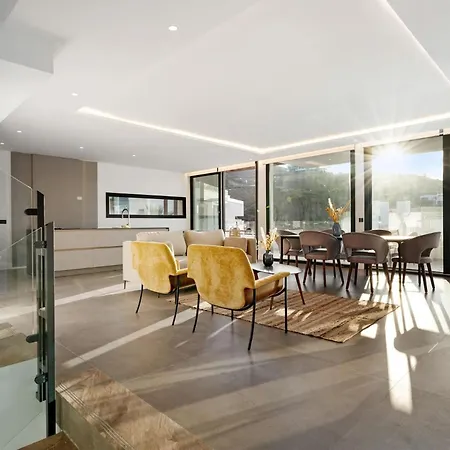 Vivi Homes -villa Kolibri Pool, Terrace & Golf Villa La Cala De Mijas